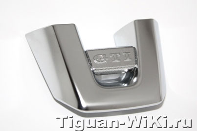Хромированный шильдик GTI на мультируль для Tiguan, Golf и Passat